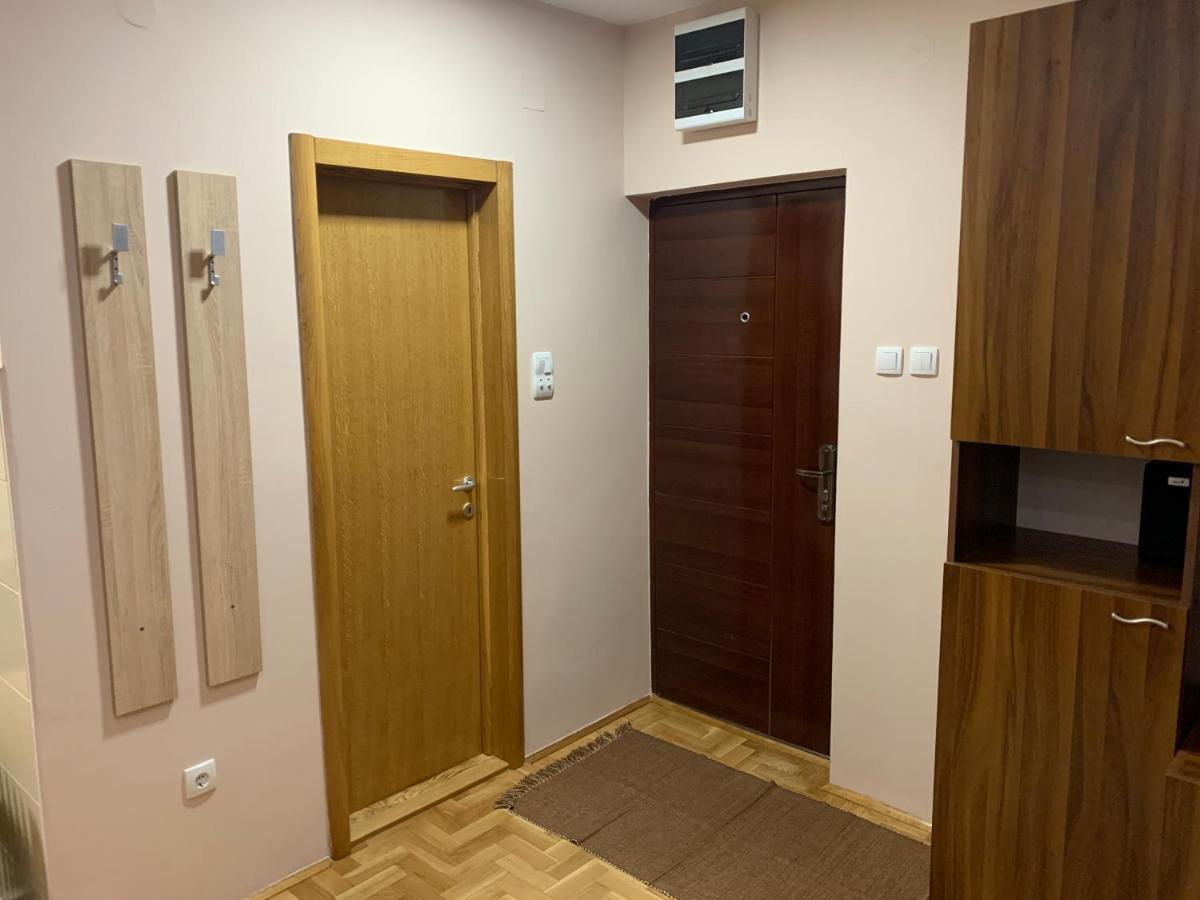 Mila Apartment Novi Sad Luaran gambar