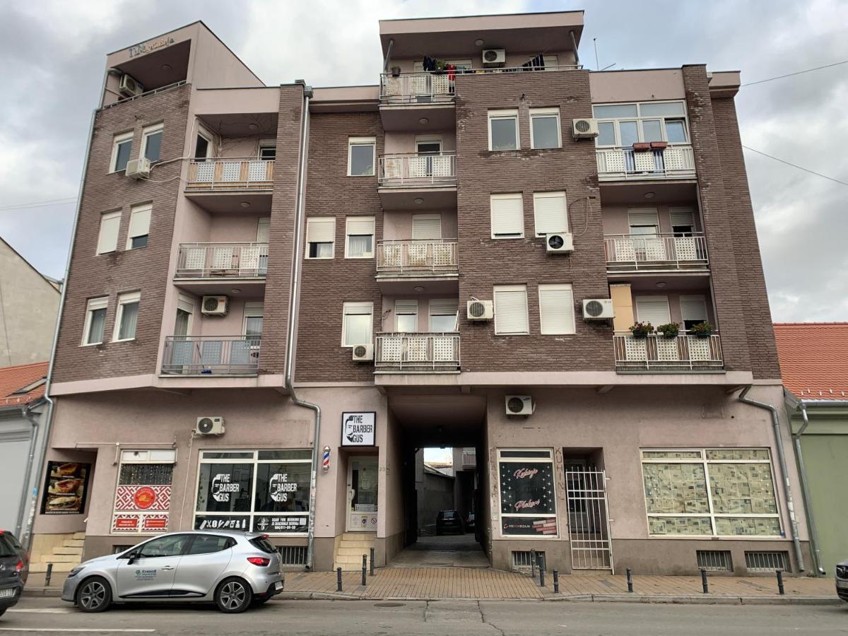 Mila Apartment Novi Sad Luaran gambar
